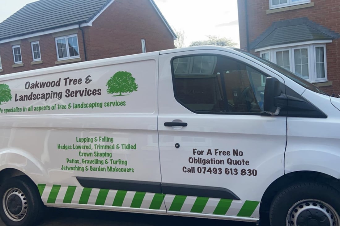 Main header - "Oakwood Tree & Landscaping Services"