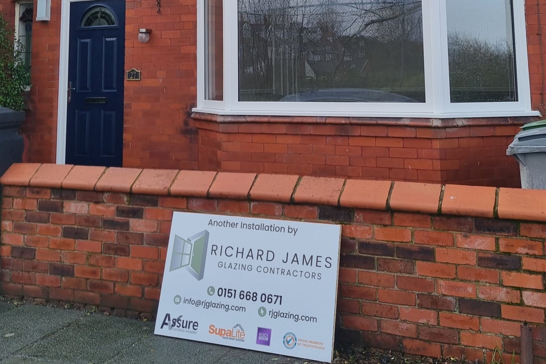 Main header - "Richard James Glazing Contractors"