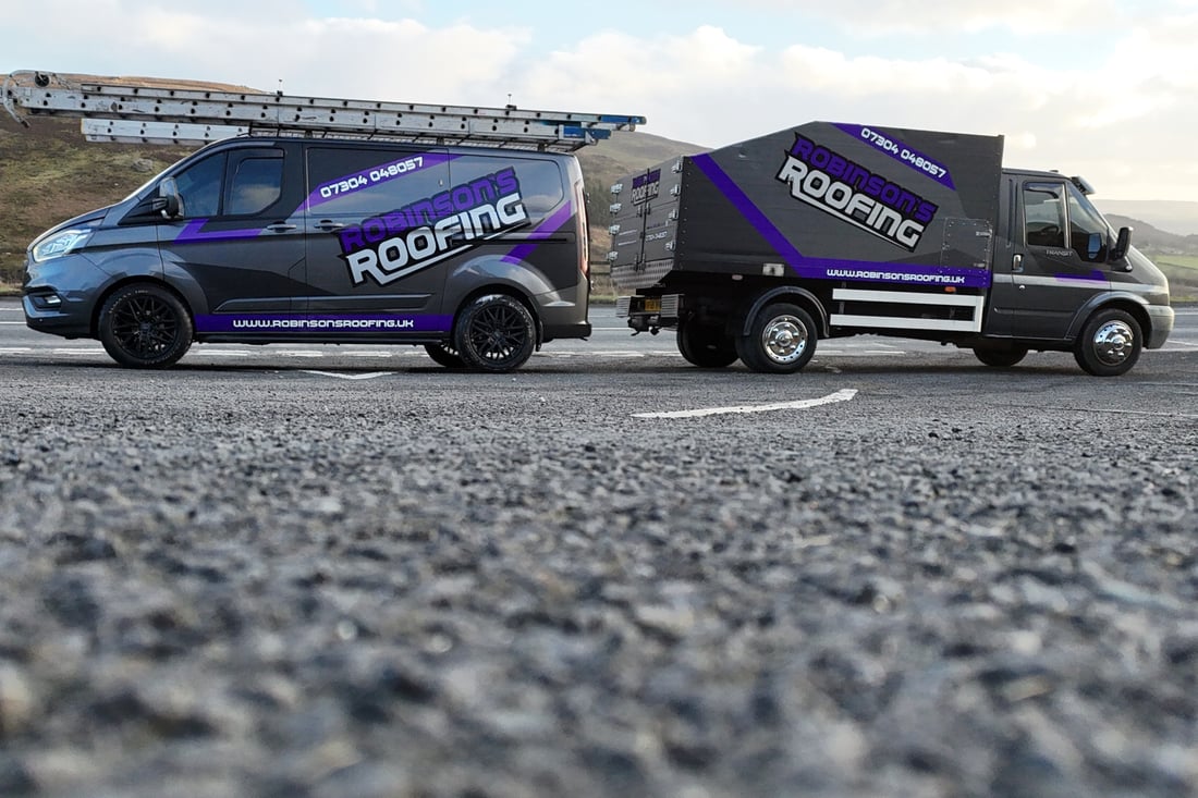 Main header - "Robinsons Roofing"