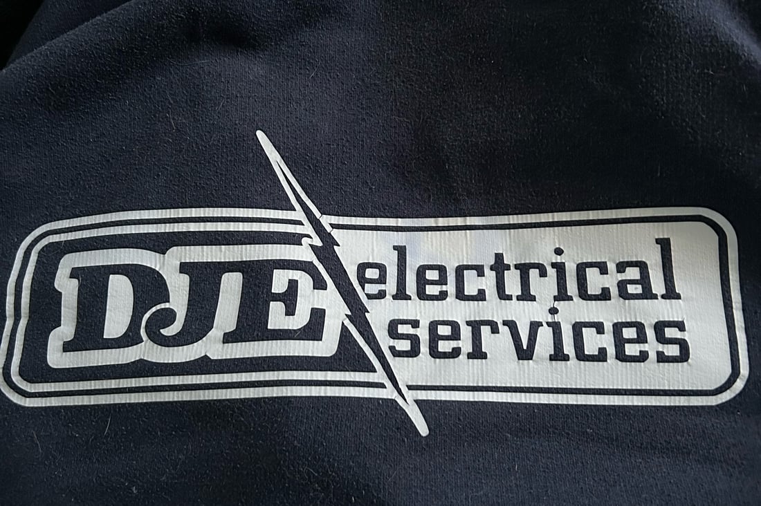 Main header - "DJE ELECTRICAL SERVICES  & SON LTD"