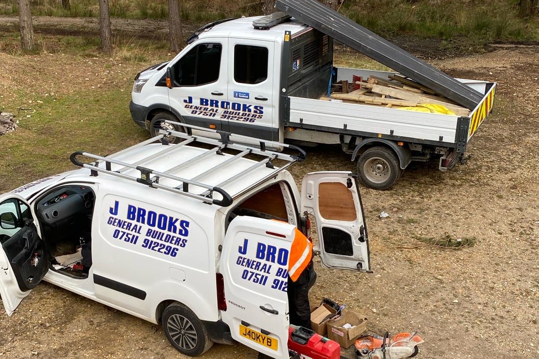 Main header - "J Brooks General Builders and Maintenance"