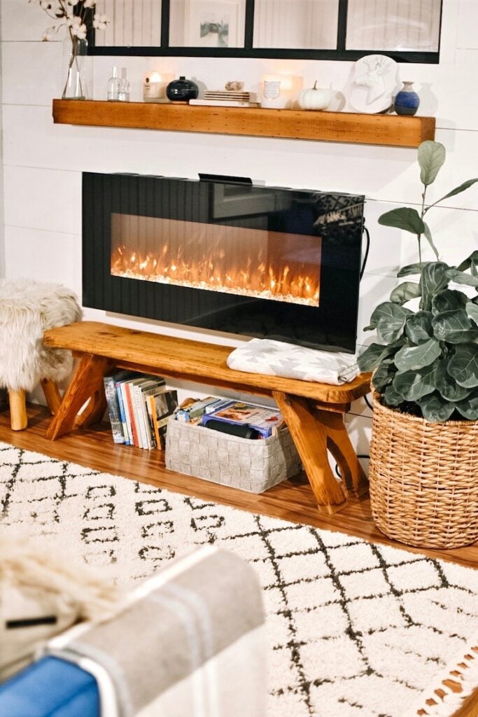 Home design: Fireplace in living room
