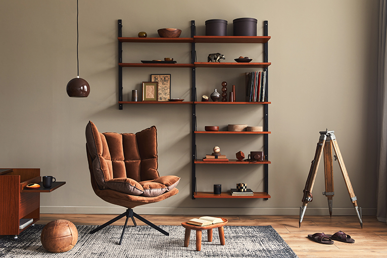 Picture of a living room with vertical shelving