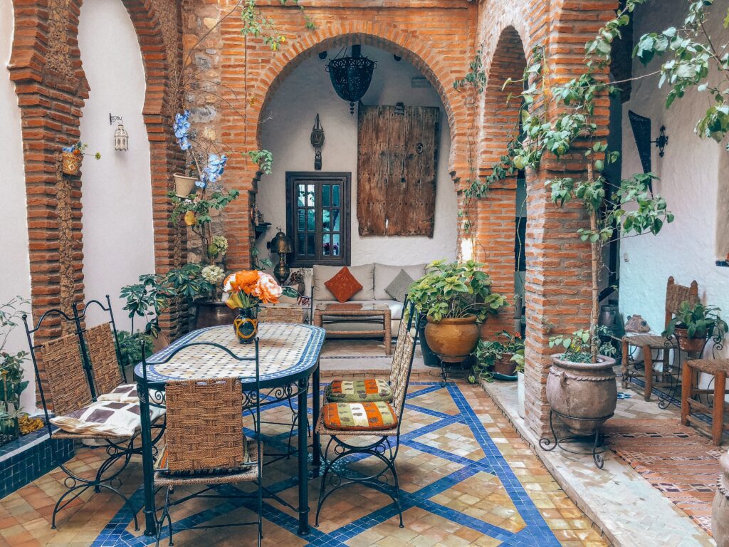 Picture of a dining area in moroccan style