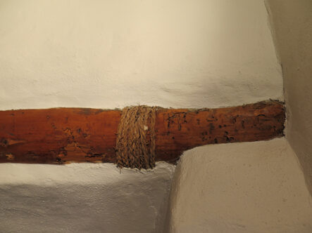 Picture of a wooden beam eaten by rot