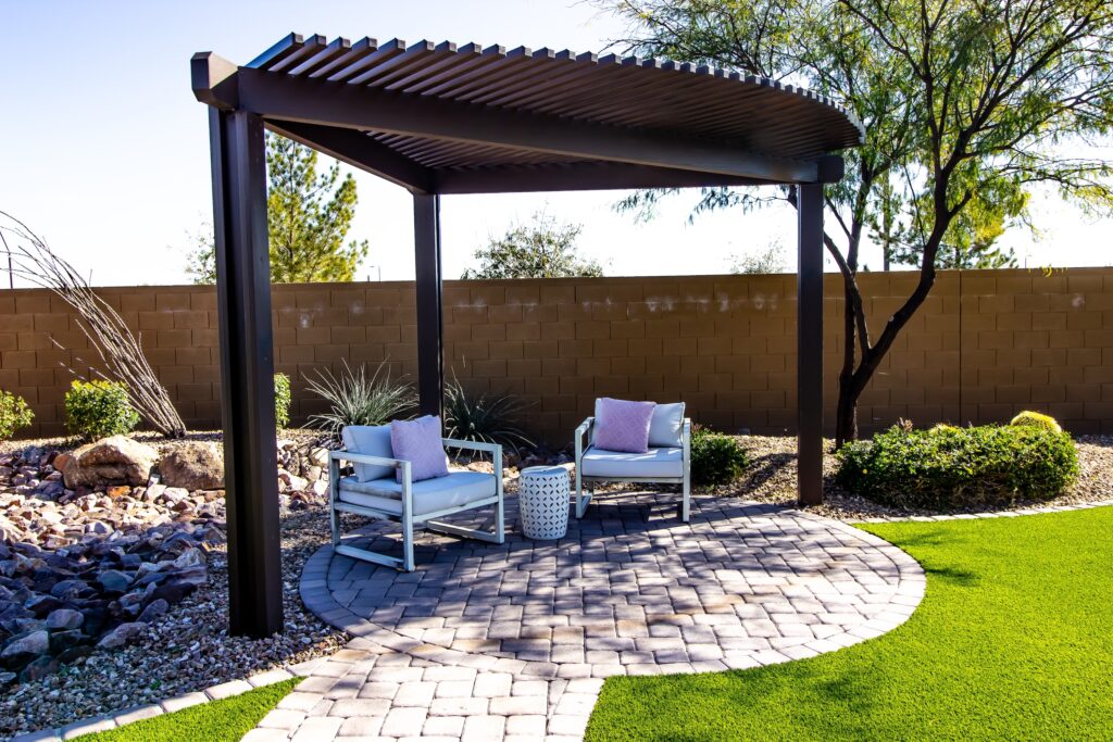 Picture of a small pergola with seating underneath